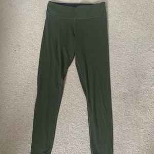 VS PINK Ultimate High Waisted Green Leggings